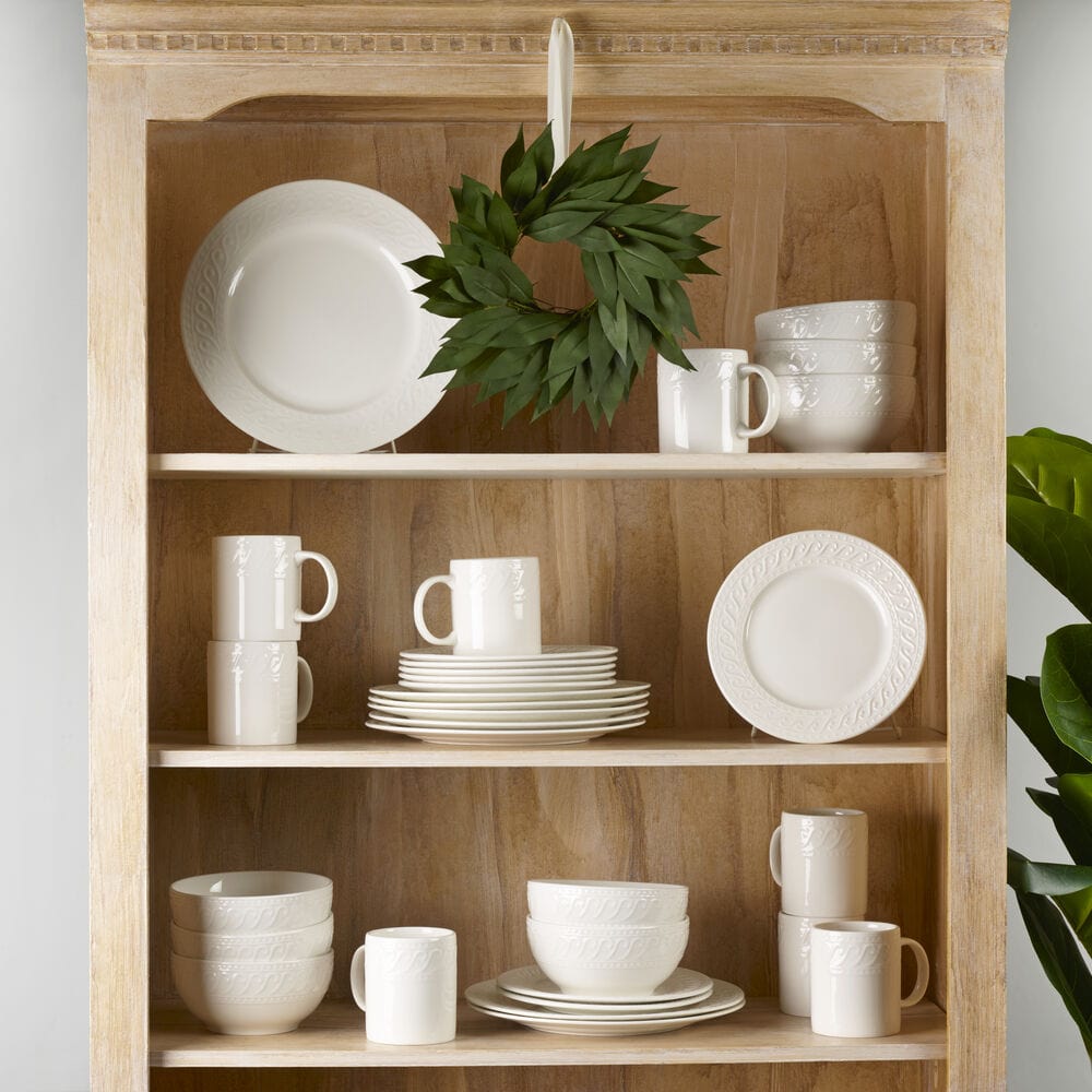 Sylvia 32 Piece Dinnerware Set, Service for 8