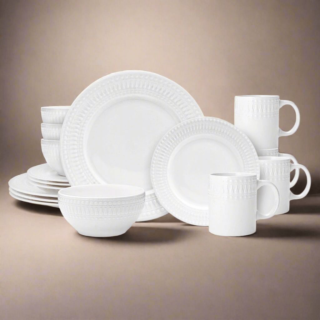 Cassandra 16 Piece Dinnerware Set, Service for - Main Image