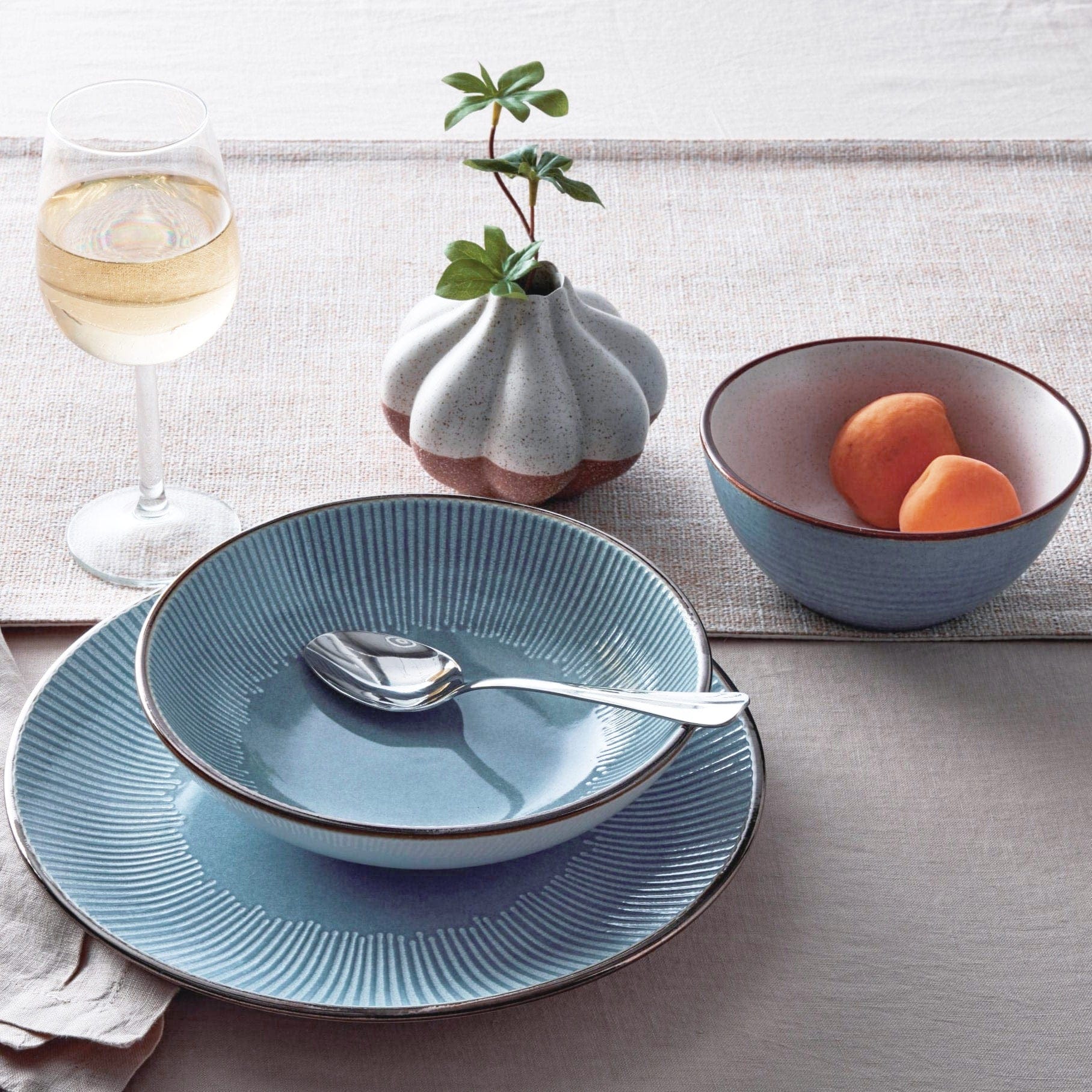 Arlie Blue 12 Piece Pasta Dinnerware Set, Service for 4