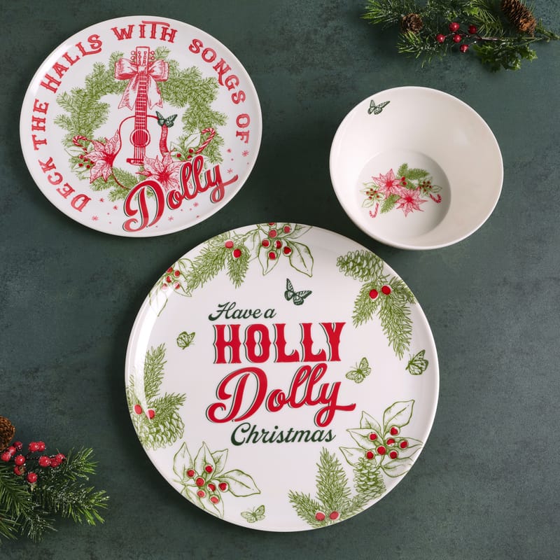 Dolly Parton Holly Dolly Outdoor Melamine Dinnerware Set, Service for 4
