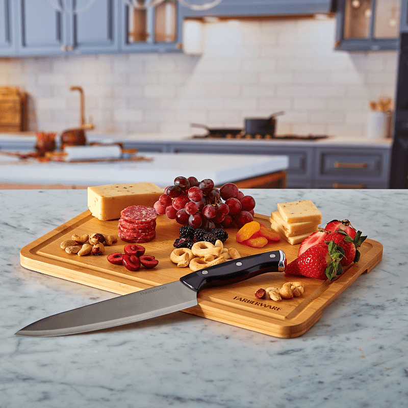 style::Bamboo Cutting Board & Lid w/ 11 Compartments