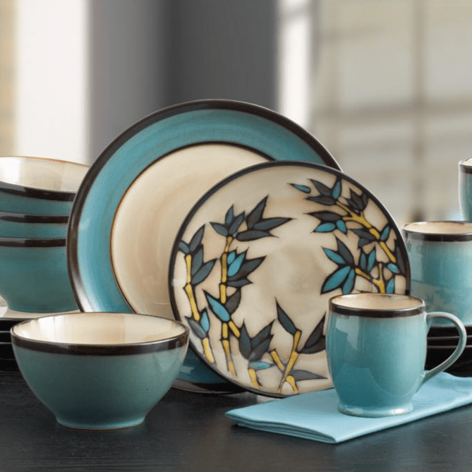 Belmont Round Blue Stalks Dinnerware Set