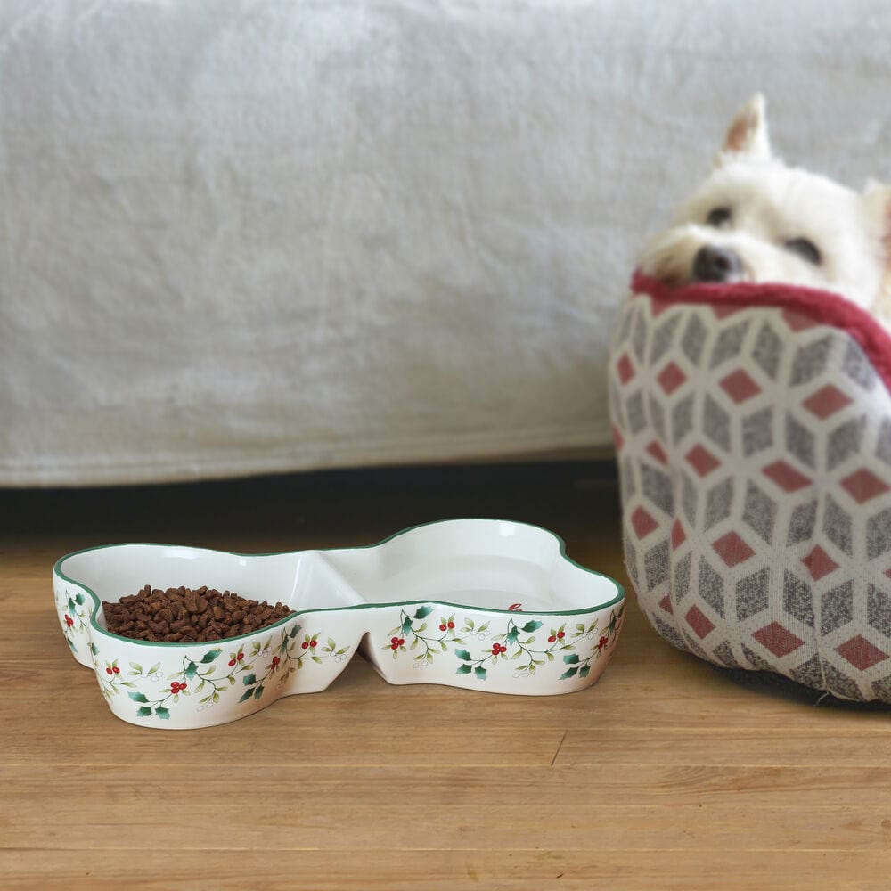 Winterberry Divided Dog Food Bowl