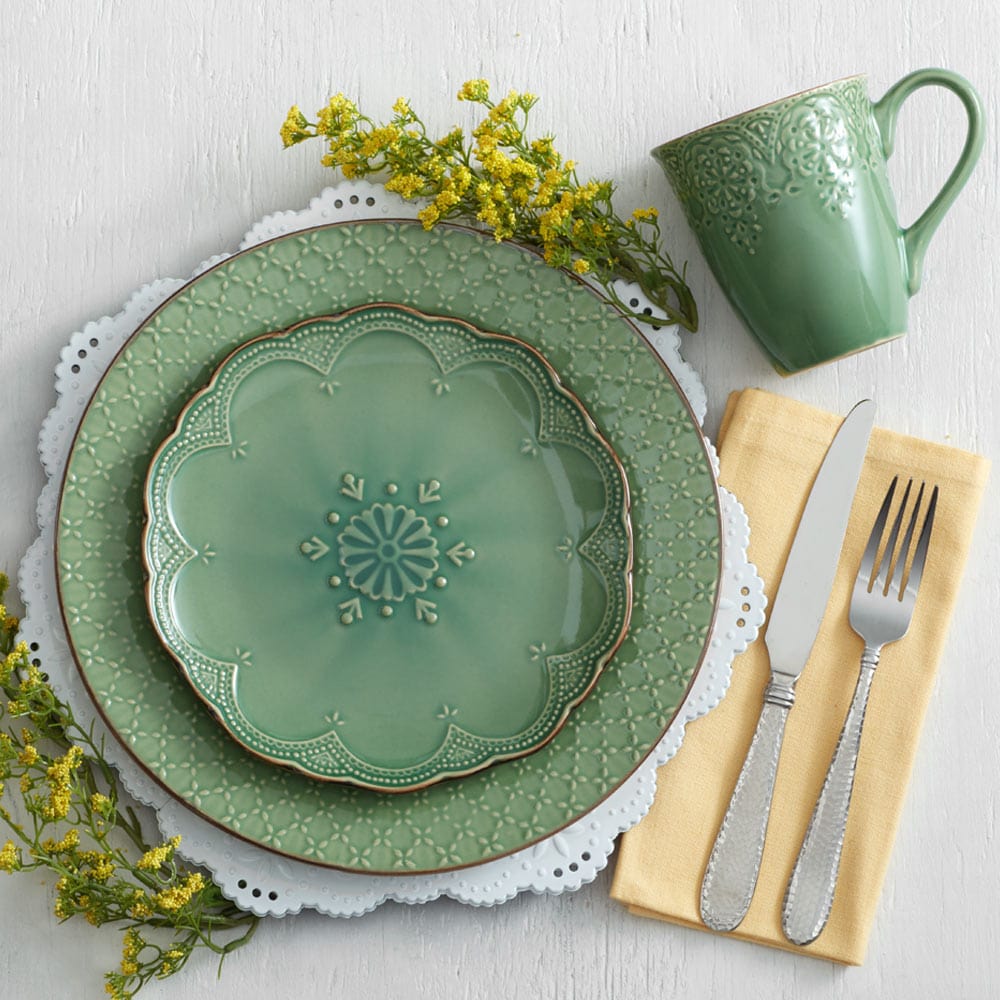 French Lace Green 16 Piece Dinnerware Set Service for 4