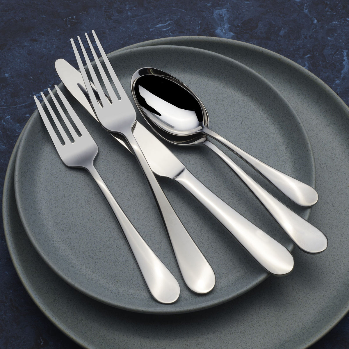 Basic 20 Piece Flatware Set, Service for 4