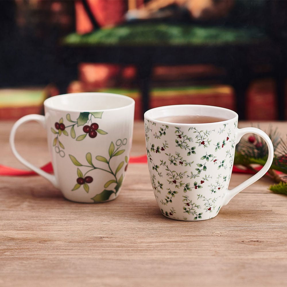Winterberry Holiday Mugs, Set of 2