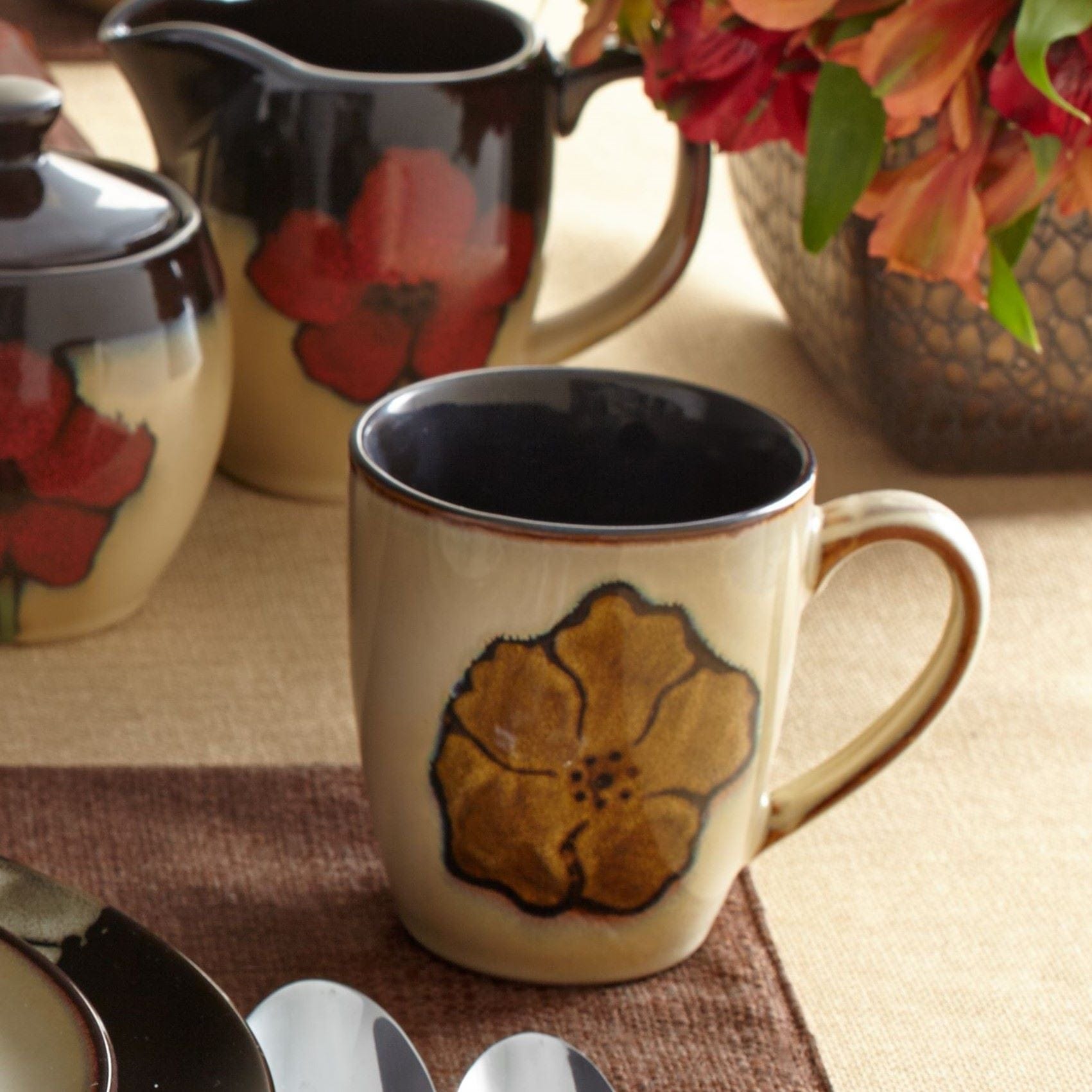 Painted Poppies Set of 4 Mugs