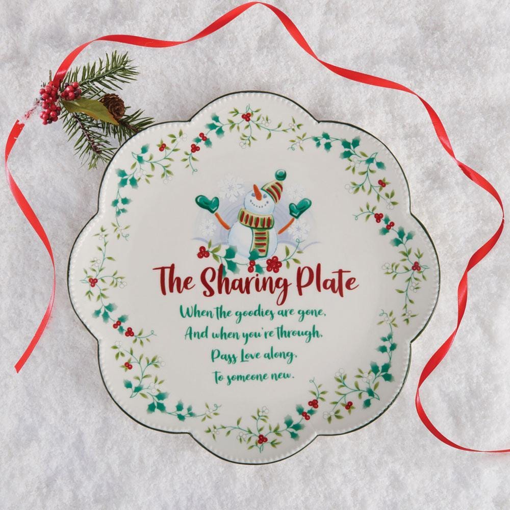 Winterberry® Scalloped Sharing Plate